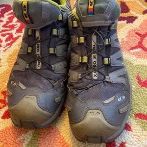 Salomon XA PRO 3D ultra goretex  size 9.5